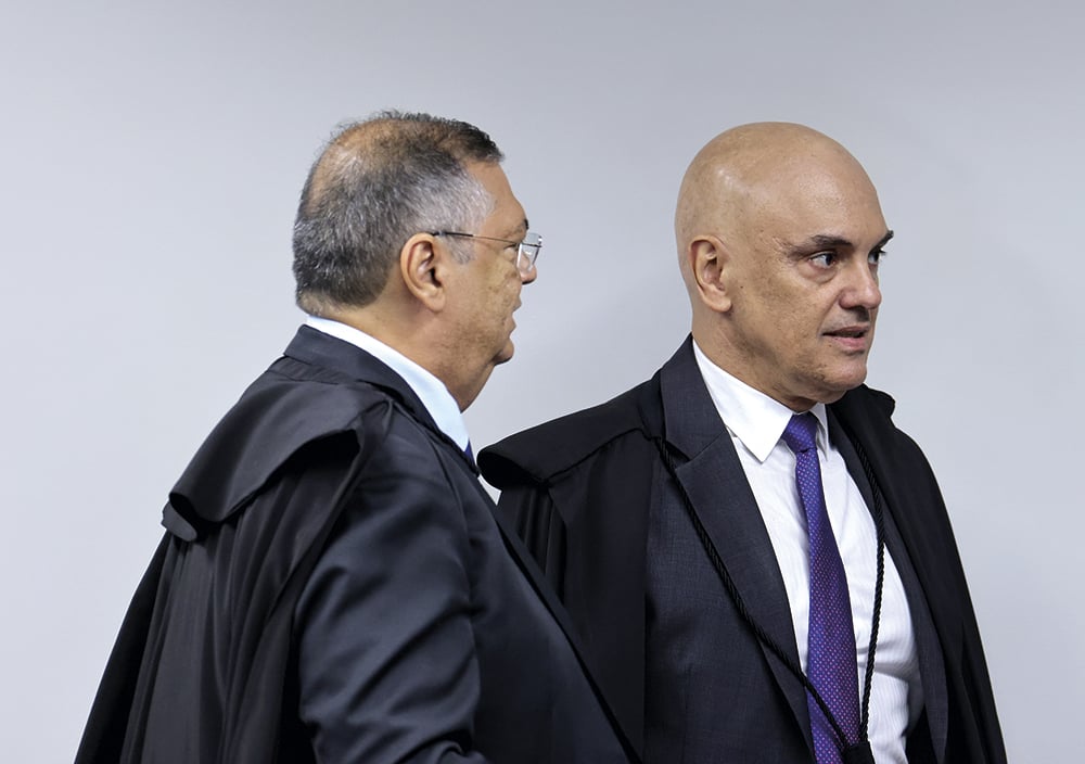 Editorial: Debate fora do lugar - QTU Questões do Universo