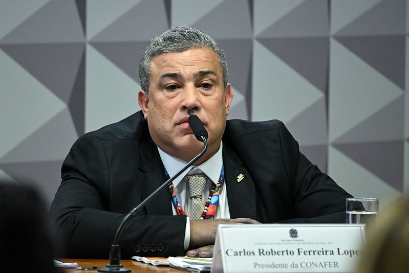 Presidente da Conafer, alvo da Operação Sem Desconto, se entrega à PF após 9 meses foragido
