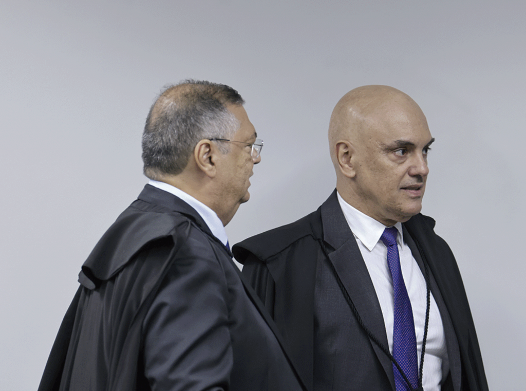 Dino e Moraes sugerem reanálise de decisão que dispensou diploma para jornalistas