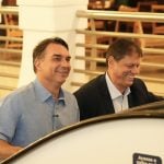 A pretensa ‘transição’ de Flávio Bolsonaro na Presidência e o aceno a Tarcísio