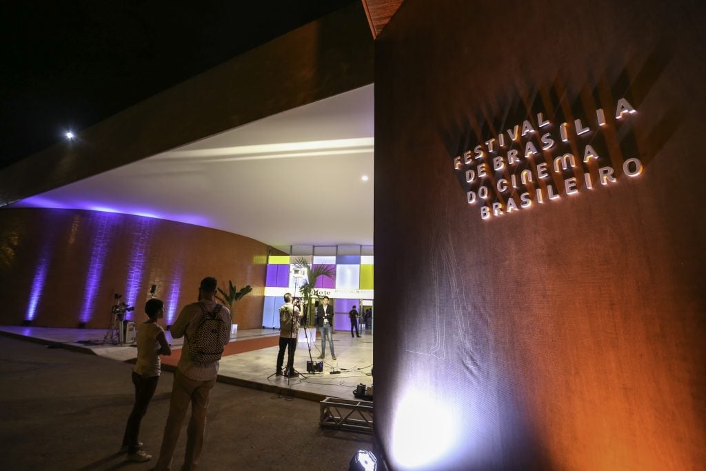 Governo do DF não faz repasses e Festival de Cinema de Brasília é cancelado