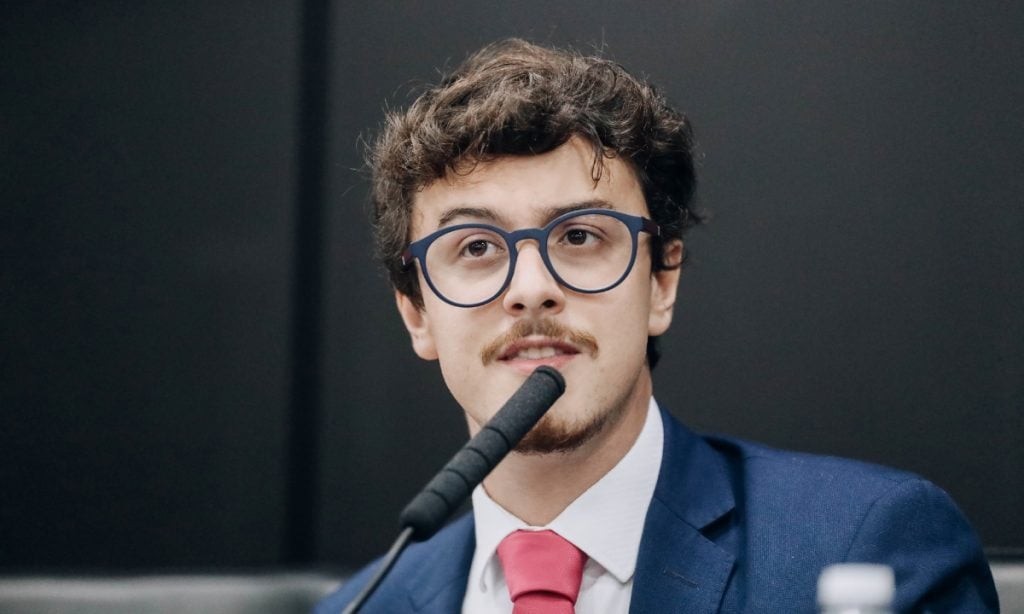 Projeto de Tarcísio sobre trabalhadores da CPTM reduz proteção, diz deputado do PSOL