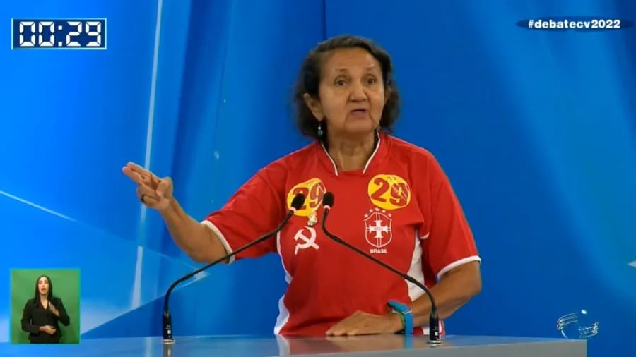 Candidata do meme ‘você quer me calar?’ sofre AVC no Piauí
