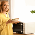 Air fryer e micro-ondas fazem mal à saúde? Descubra o que diz a ciência