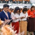 Pernambuco: Raquel Lyra é criticada após participar de culto em igreja de Clarissa Tércio
