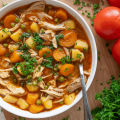 Sopas para o jantar: 4 receitas saudáveis e ricas em proteínas para variar o cardápio