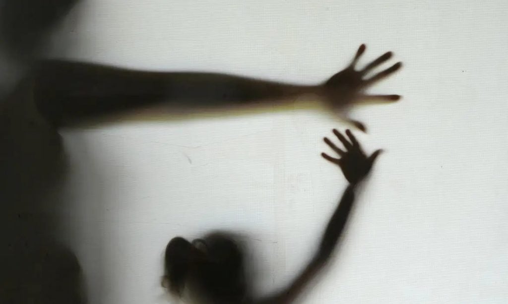 Polícia investiga denúncia de estupro coletivo contra alunas de 14 anos em escola de Pernambuco