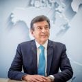 Médico anunciado por Flávio Bolsonaro como possível ministro se licencia do Einstein