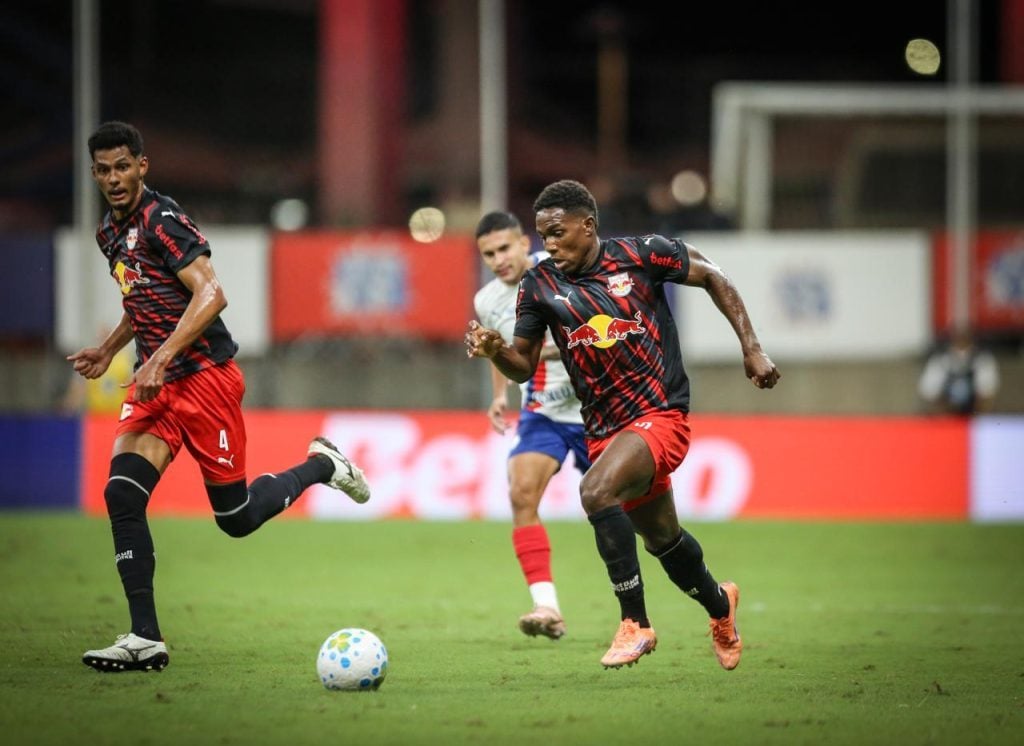 Red Bull Bragantino encara o Bahia pelo Brasileirão