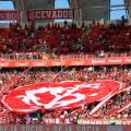 Torcedores do Internacional promovem quebra-quebra e tentam invadir área reservada no Beira-Rio