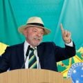 Lula lamenta adiamento de votação do fim da 6×1 no plenário do Senado