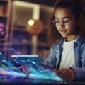 Nova York suspende uso de inteligência artificial generativa em escolas públicas