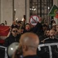 Radicalidade contra os radicais