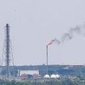 Venezuela assina acordo petrolífero de 25 anos com empresa colombiana