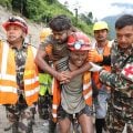 Dois trabalhadores resgatados em túnel do Nepal nove dias após a avalanche