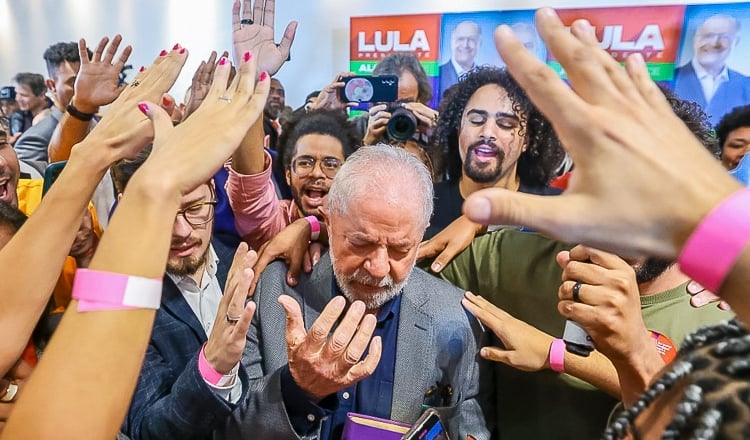 ‘Oramos para que o País continue avançando’: grupos evangélicos divulgam carta de apoio a Lula