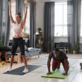 Sem tempo para treinar? Veja 5 exercícios de até 15 minutos para fazer em qualquer lugar