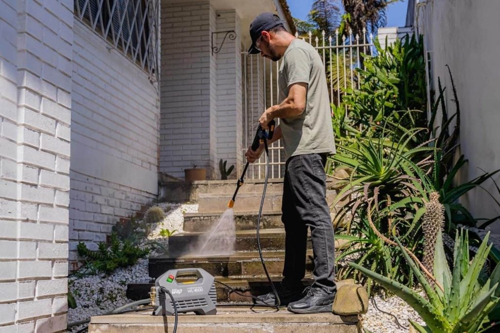 Qual a melhor lavadora para desentupir e limpar a casa?