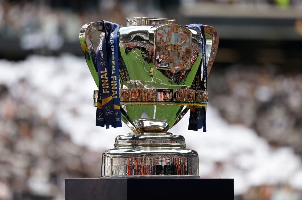Quatro clubes seguem na briga pelo título da Copa do Brasil; veja quanto já faturaram
