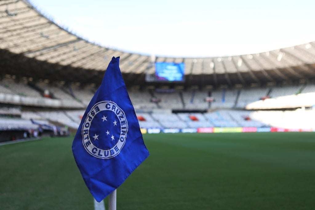 Cruzeiro confirma problema físico de titular após clássico contra o Atlético-MG