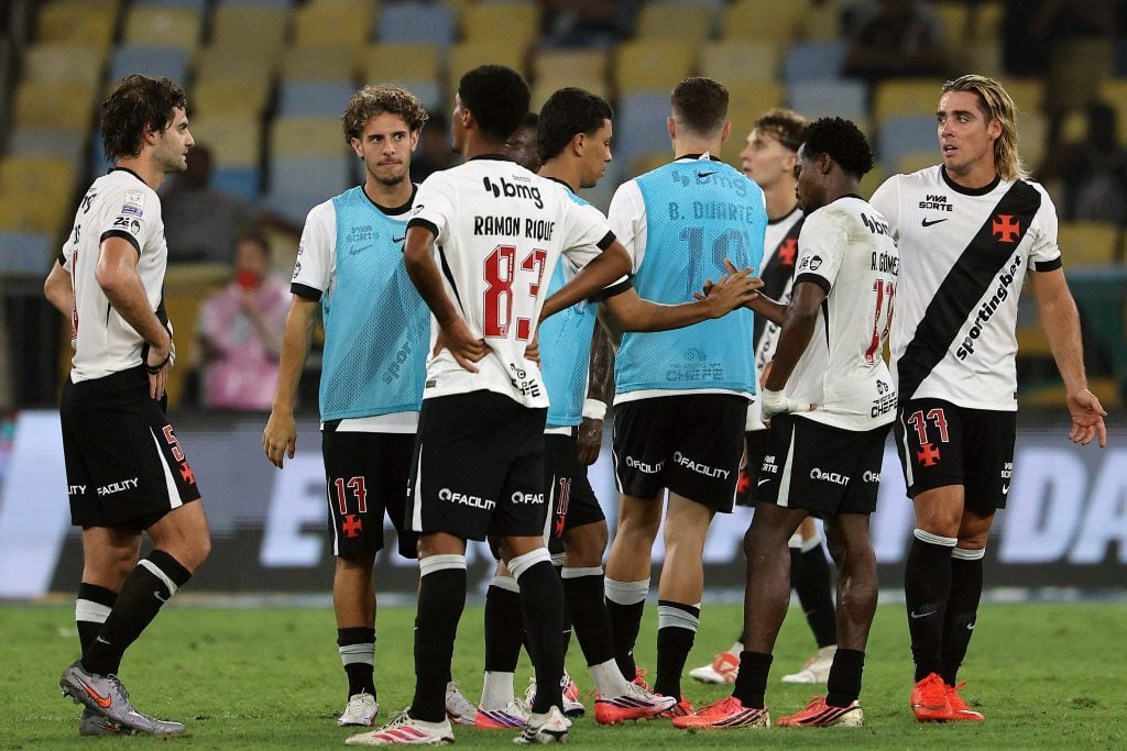 Vasco perde para o Fluminense e desperdiça chance de sair do Z-4