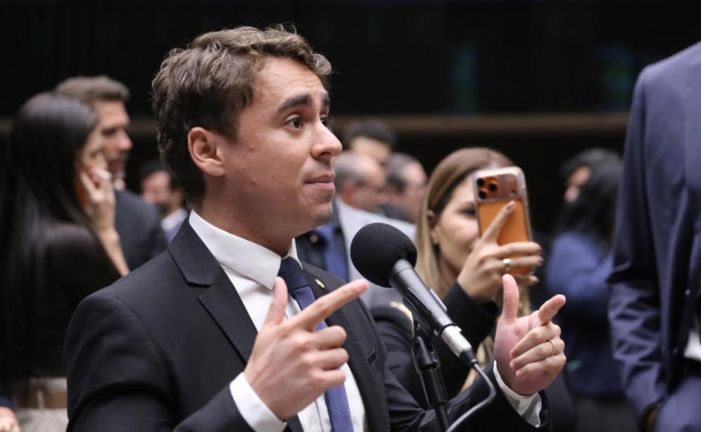 ‘Lindão’ e ‘Dani’: áudios reforçam vínculo de Nikolas com Vorcaro e mostram pedido de ajuda em negócio 